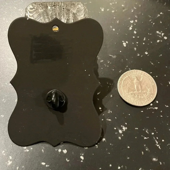 🎨 Artisan Crafted Clay Warm Mittens Pin • OOAK • Hand Sculpted - Hand Painted - Picture 2 of 2